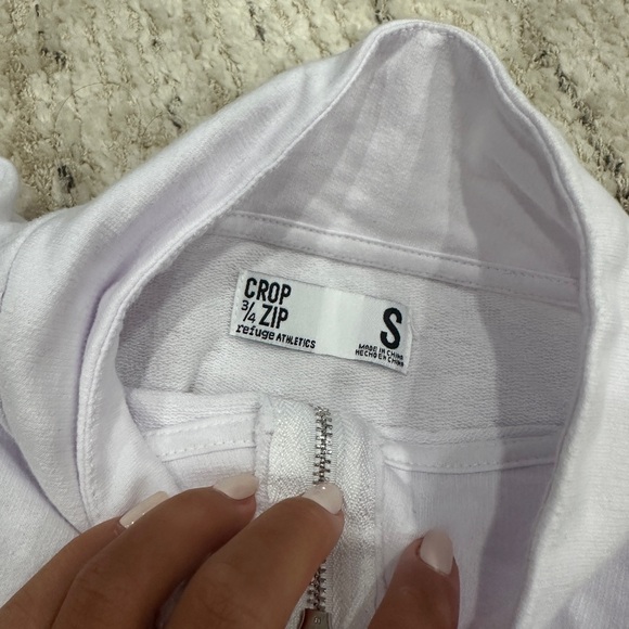 Refuge Athletics White 3/4 Zip Cropped Pullover - Picture 7 of 7